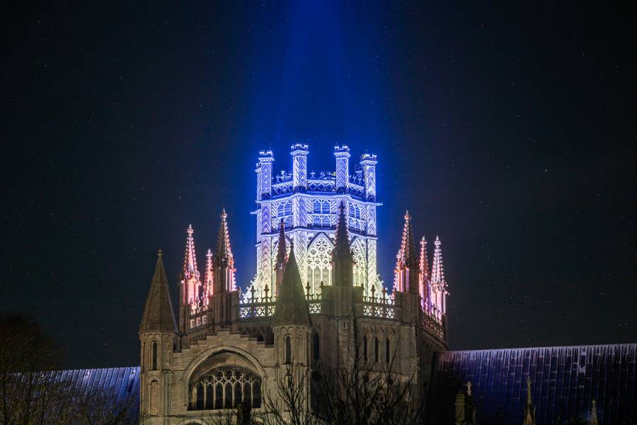 Ely Cathedral projects the colours of Ukraine. Credit @Ely_Cathedral