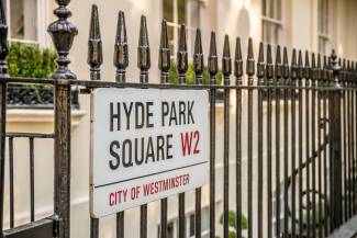 Hyde Park Square railings