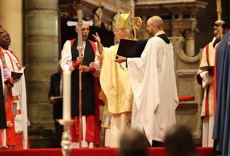 New primatial cross presented to the Archbishop of Alexandria Samy Shehata
